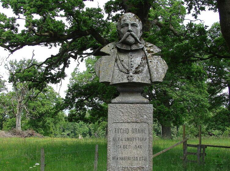 Бюст Тихо Брагге в Кнутсторпе