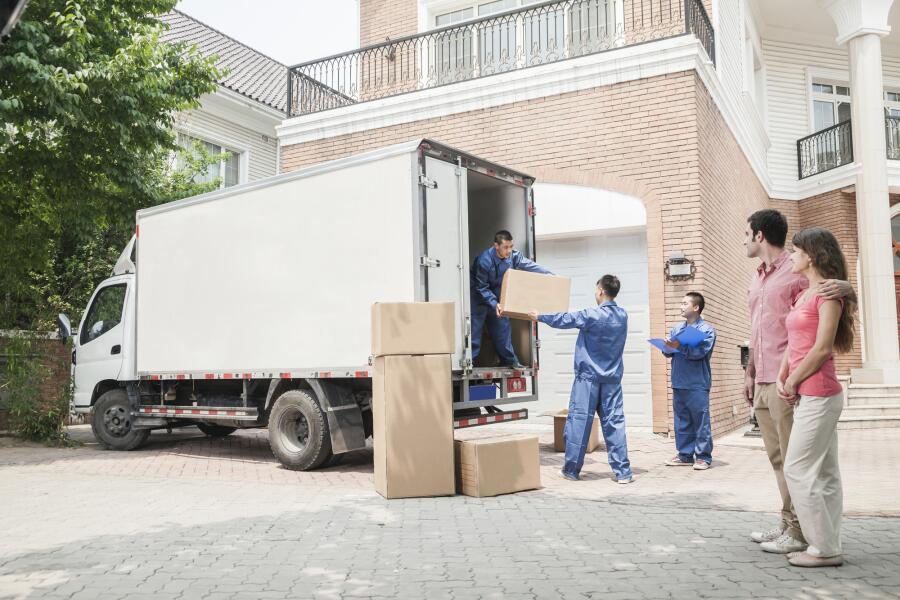 С компанией МосПереезд24 любая транспортировка грузов станет простой задачей