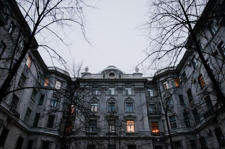 Погуляйте по району в темное время суток, проверьте безопасность