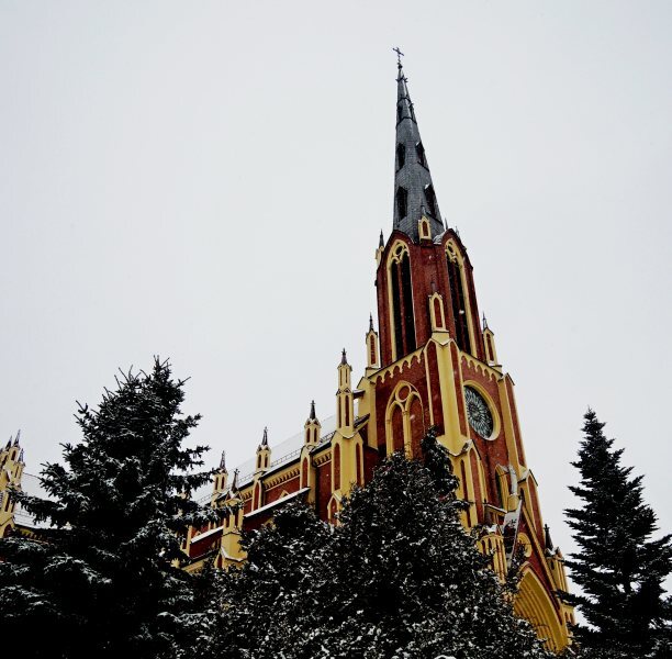 Какой архитектурный шедевр является жемчужиной Беларуси? Какой архитектурный шедевр является жемчужиной Беларуси?