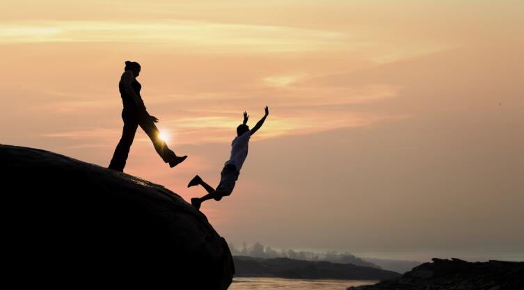 Всегда ли причина внутри самого человека? Кое-что об ожиданиях от окружающих Всегда ли причина внутри самого человека? Кое-что об ожиданиях от окружающих