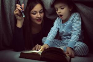 Почему так важно читать детям вслух?