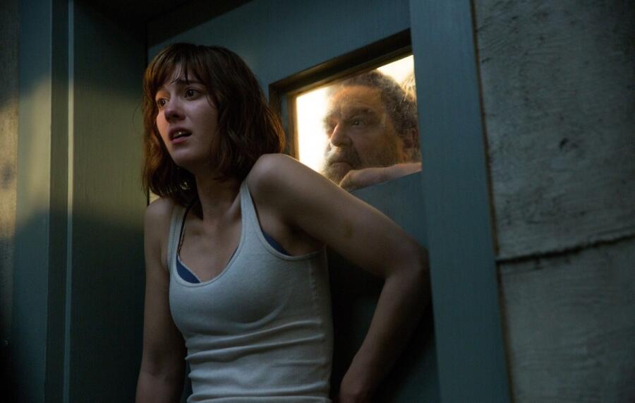 Кадр из к/ф «Кловерфильд, 10», 2016 г. 