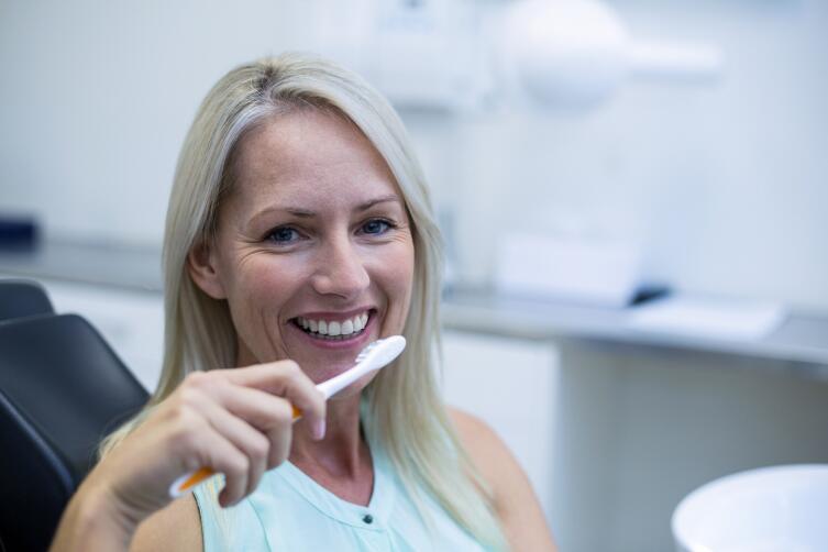 Что такое имплантация all on 4 под ключ?