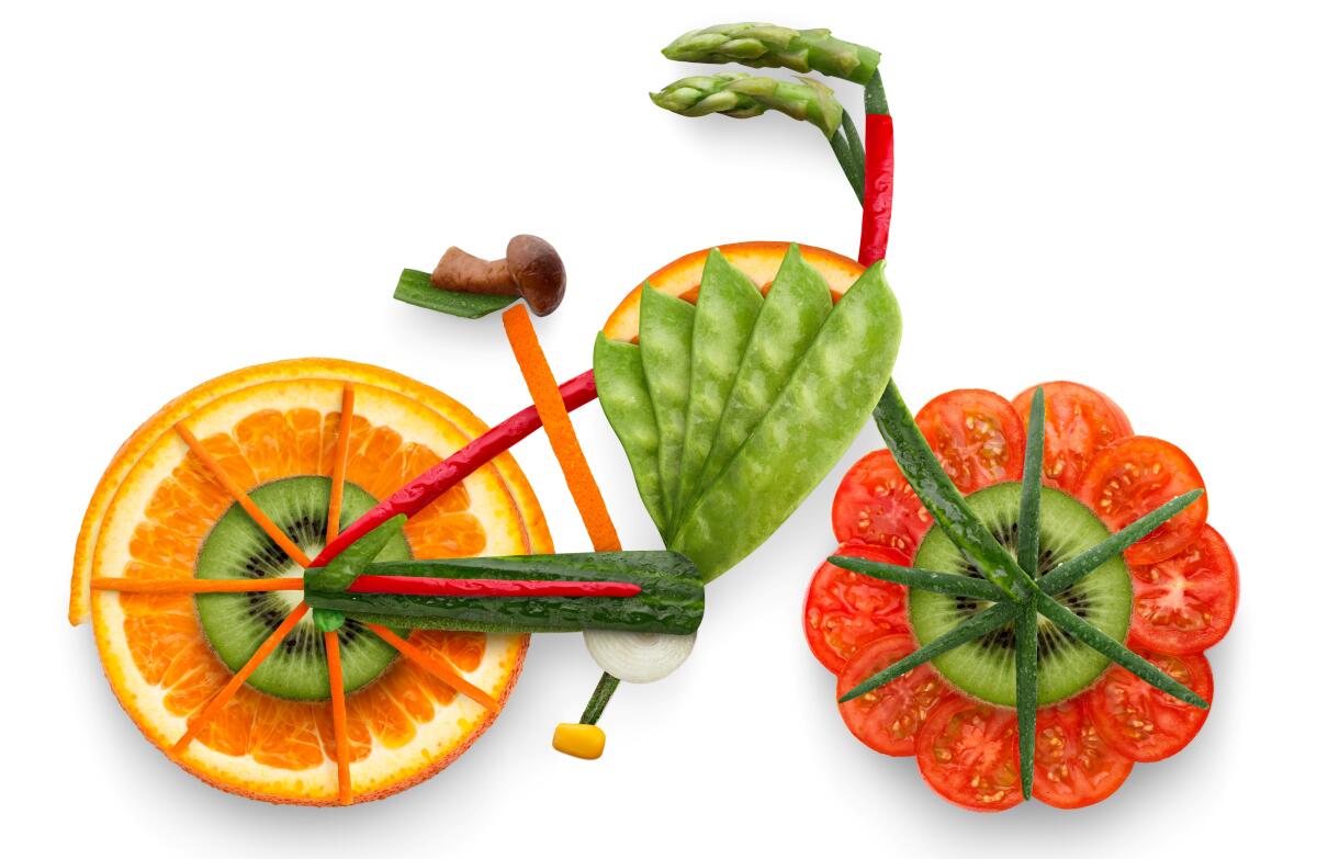 велосипед из еды. доставка еды рисунок. декор велосипед и фрукты. пикник с корзинкой и велосипедом. телега с фруктами.