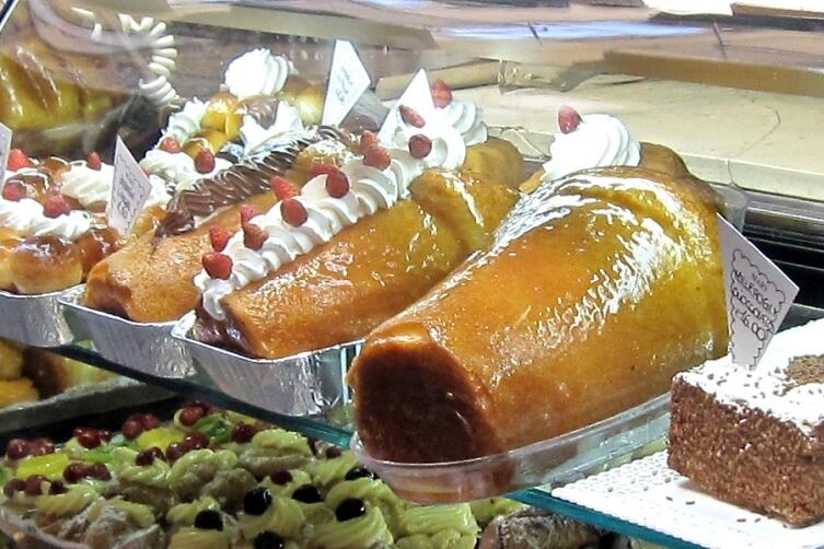 Неаполитанская ромовая баба