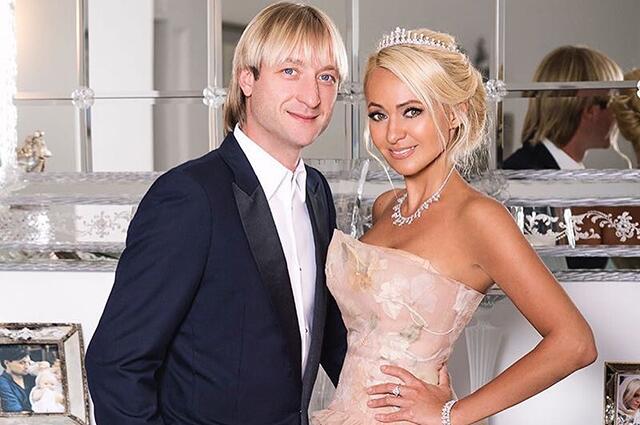 Яна Рудковская и Евгений Плющенко Яна Рудковская и Евгений Плющенко