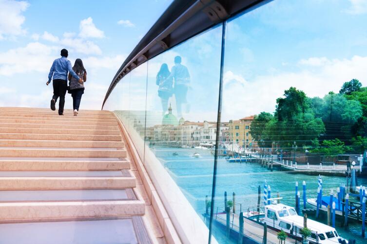 Мост Конституции Мост Конституции