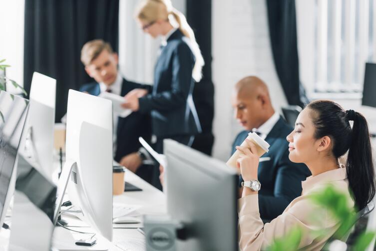 Как избежать злословия на новой работе?