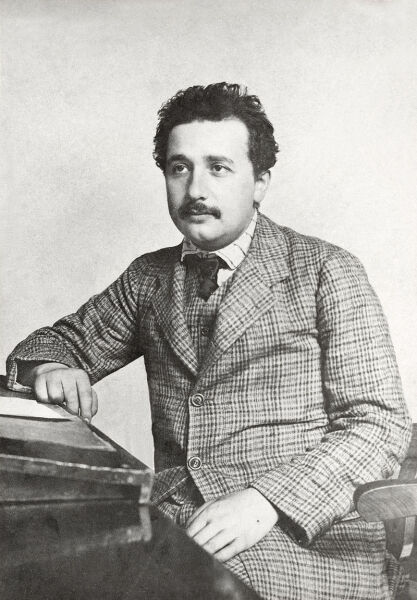 Альберт Эйнштейн, 1905 г.