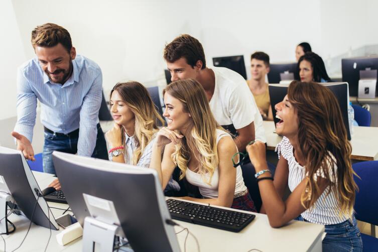 Можно ли обучить иностранному языку визуалов, аудиалов и кинестетиков с помощью игры?