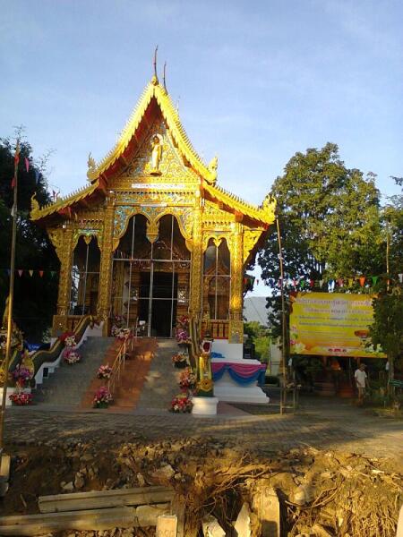 Как поздороваться на тайском языке?