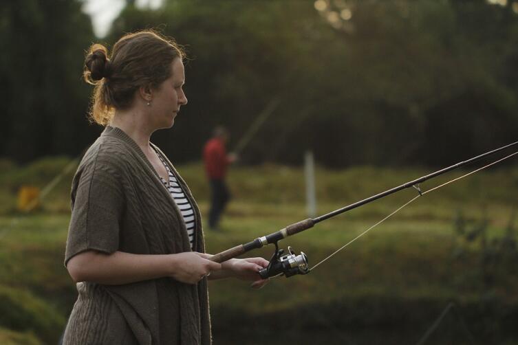 Брать или не брать женщин на рыбалку?