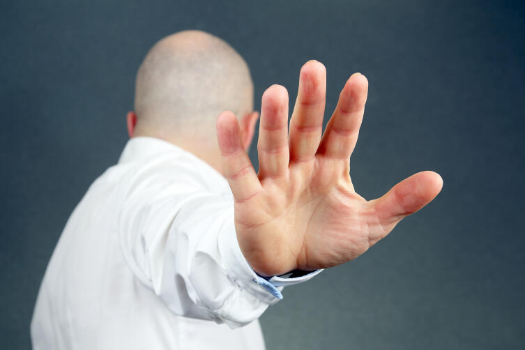 Как убедить близкого человека посетить врача?