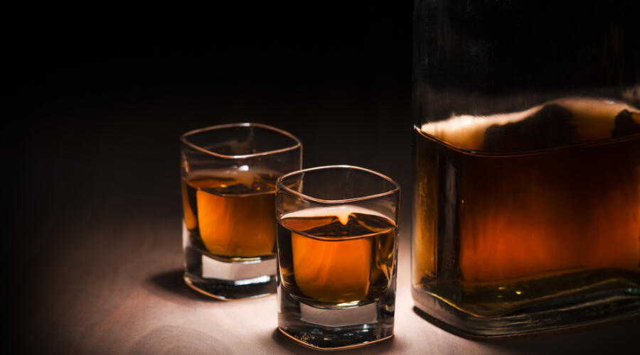 Как приготовить домашний ликер?