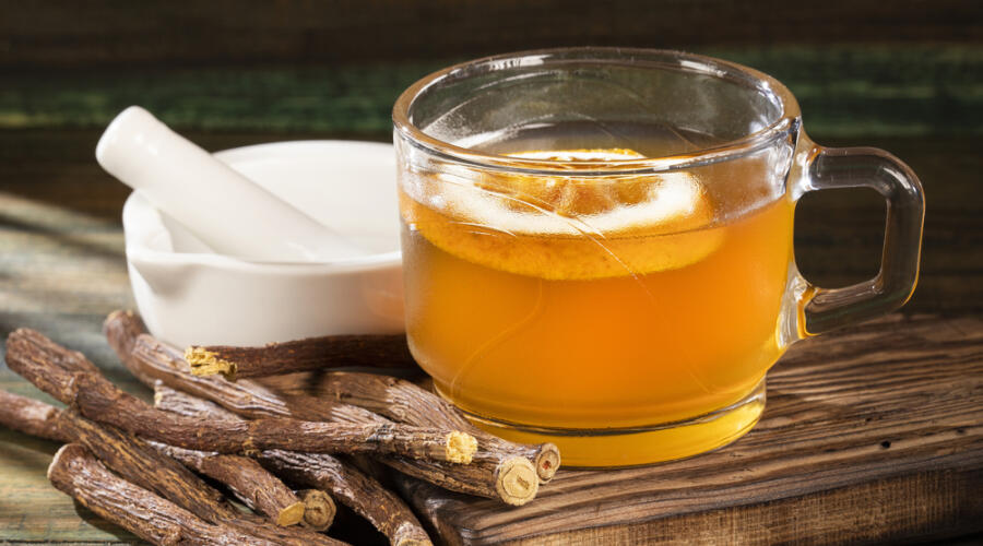 Что за растение солодка и чем оно полезно?