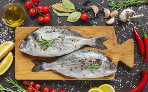 Как приготовить вкусную рыбу при помощи оригинального маринада?