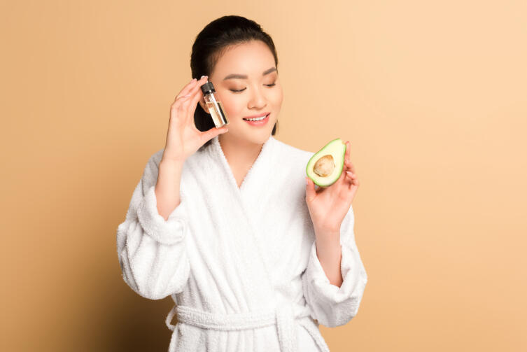 Как использовать масло авокадо при уходе за собой? Как использовать масло авокадо при уходе за собой?