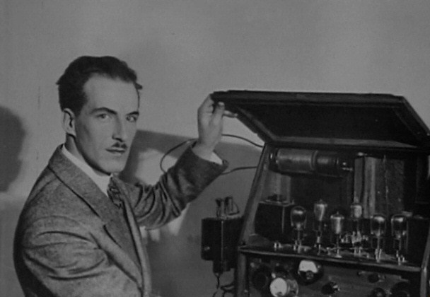 Кадр из т/с «Лев Термен: Электронная одиссея»