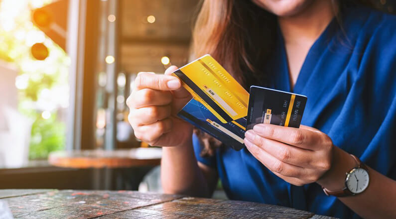 Карта с кэшбэком поможет сэкономить семейный бюджет