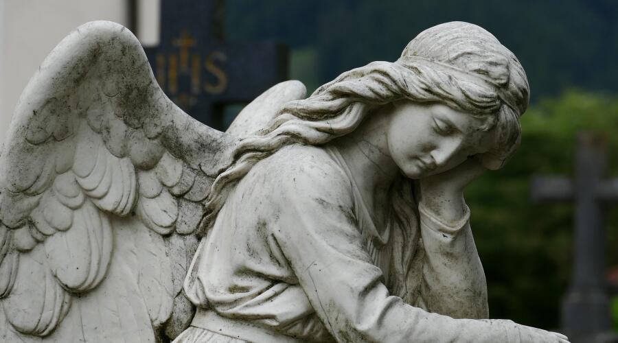 Удобный онлайн-магазин быстро и просто решит вопрос покупки недорогих похоронных изделий