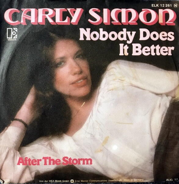 Как Карли Саймон играла в угадайку и воспевала достоинства Джеймса Бонда?