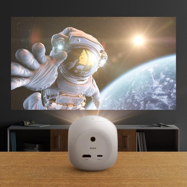 Космические эмоции от земного устройства: портативный проектор для дома и путешествий
