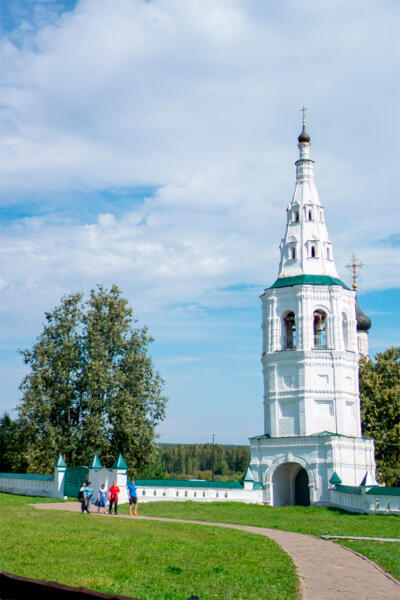 Вход на территорию храмового комплекса