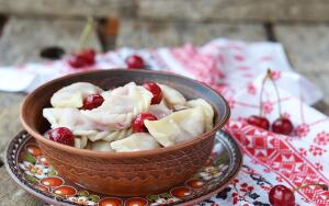 Чем отличаются украинские вареники от русских?