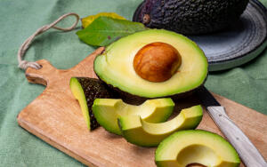 Авокадо на вашем столе: что нужно знать о полезном продукте?