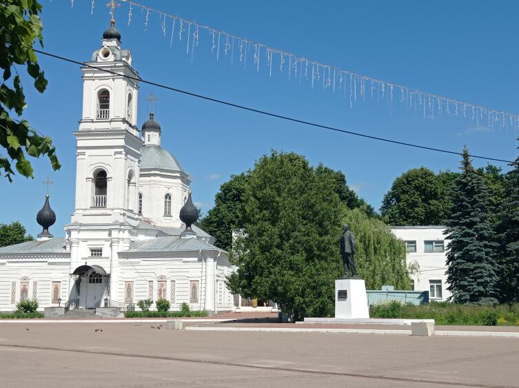 Центральная площадь Тарусы