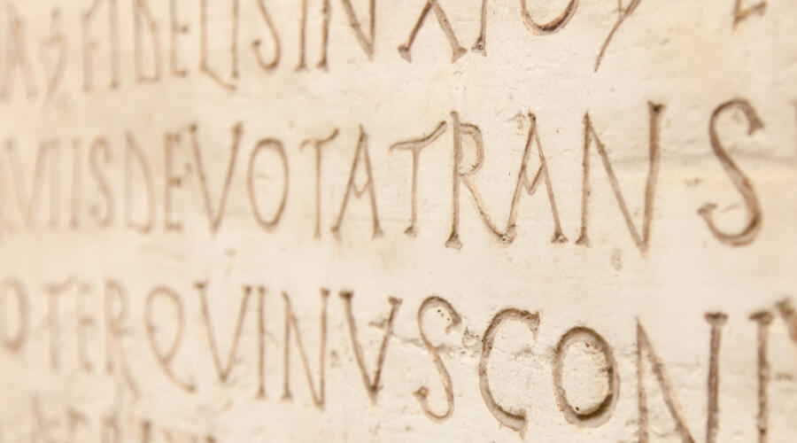 Мертв ли латинский язык?