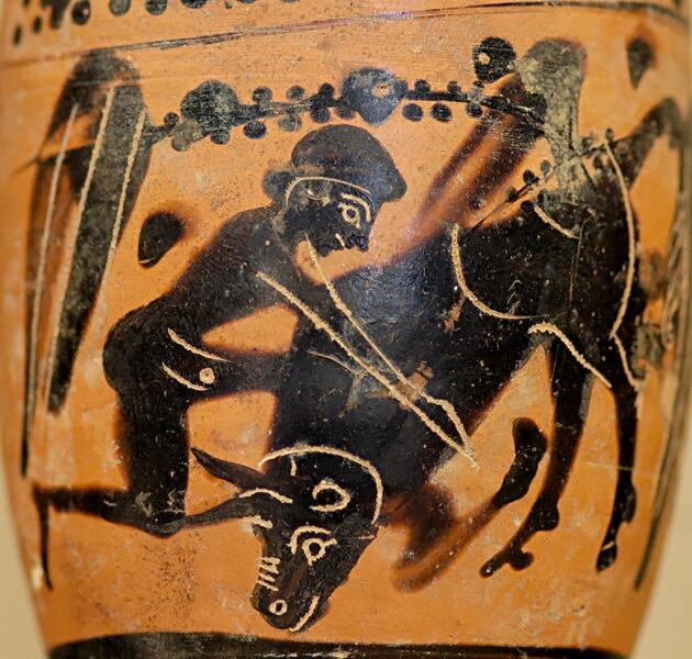Геракл и критский бык. Деталь с аттической черной фигуры лекитоса, ок. 480-470 до н. э. Найдено в Афинах