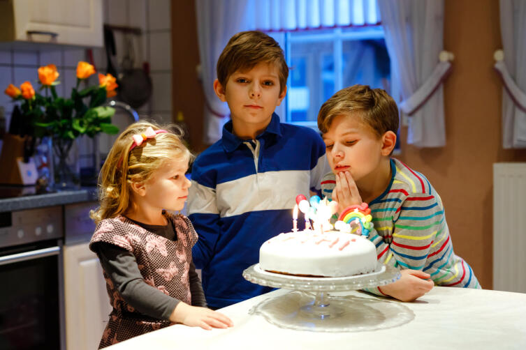 Как выбрать торт на детский праздник?