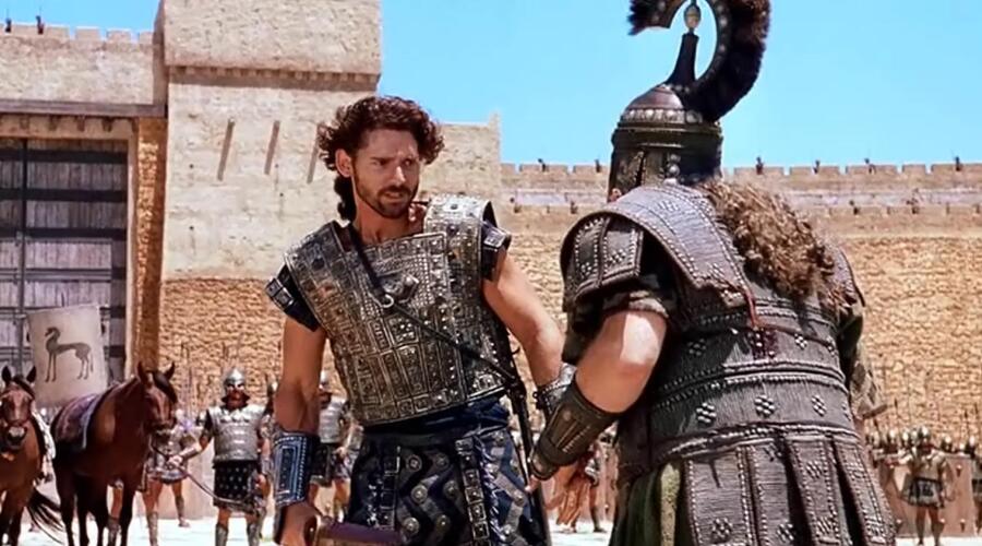 Кадр из к/ф «Троя», 2004 г.<br />
