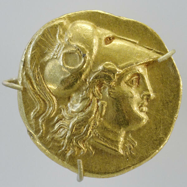 Афина в шлеме, золотой статер из Вавилона времени правления Филиппа II или Филиппа IѴ Македонских, 323−317 год до н.э.