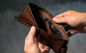 Где одолжить небольшую сумму до зарплаты?