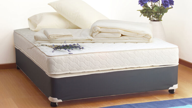 Ведущие продавцы матрасов привлекают покупателей большими скидками