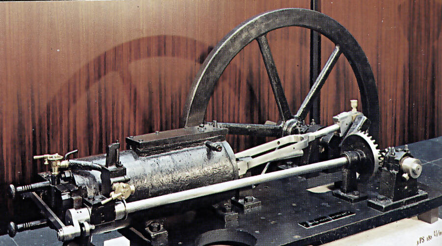 Четырёхтактный газовый двигатель Николауса Аугуста Отто, 1876 г.