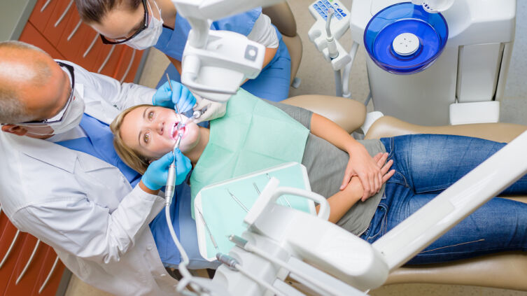 Почему стоматология превратилась в бизнес?