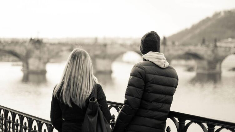 Правила первого и последующих свиданий: как себя вести, и кто платит в ресторане