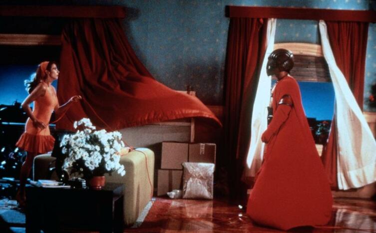 Постер к к/ф «Свяжи меня», 2015 г.