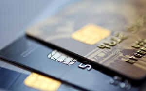 Где заказать кредитку с кэшбэком за покупки: оформление в онлайн-режиме