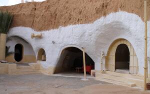 Травелата: почему туристы едут в Тунис?