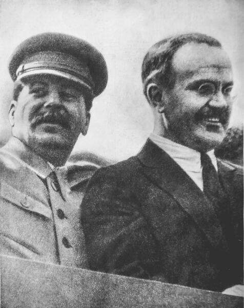 Вячеслав Молотов и Иосиф Сталин, 1932 г.