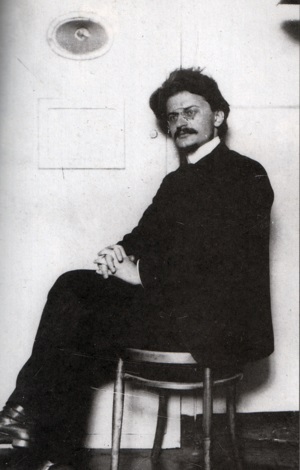 Арестованный Лев Троцкий в Петропавловской крепости, 1906 г.