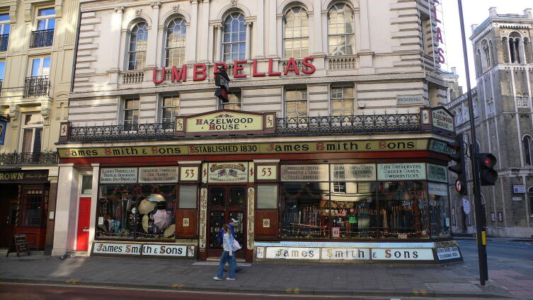 Магазин зонтов James Smith & Sons на Нью-Оксфорд-стрит, Лондон