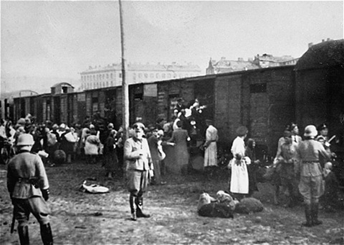 Посадка евреев в поезда на Умшлагплац