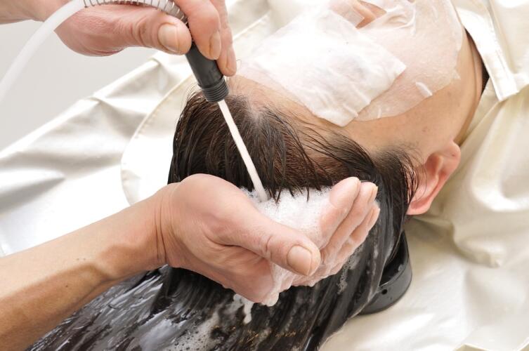 Как выбрать глину для ухода за волосами?