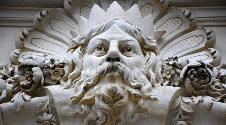 Зевс — покровитель и защитник в Древней Греции: большая роль небожителя в культе религии других народов